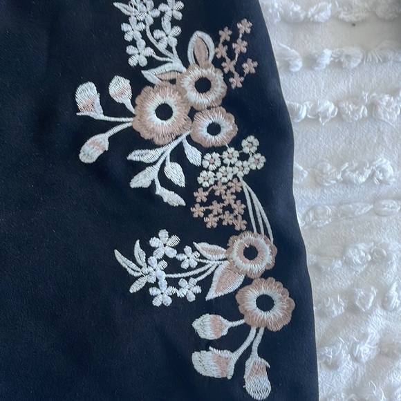 Suede skirt - Picture 2 of 4